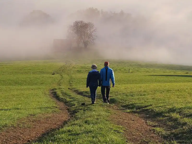 Couple en marche